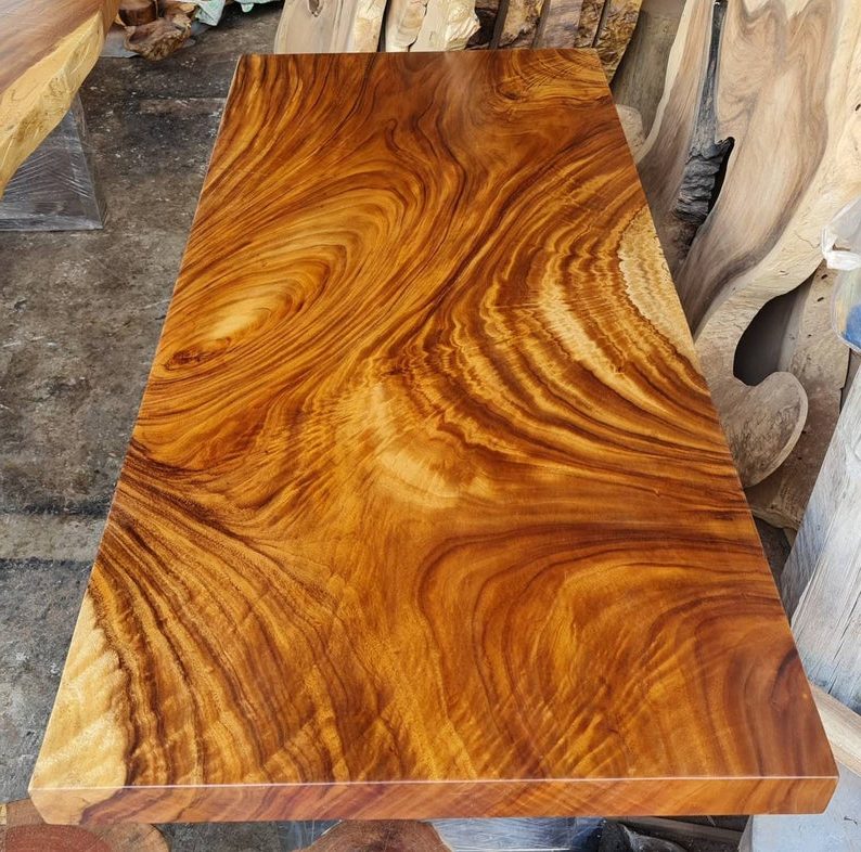is acacia wood good for furniture?