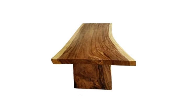 What Is a Live Edge Dining Table